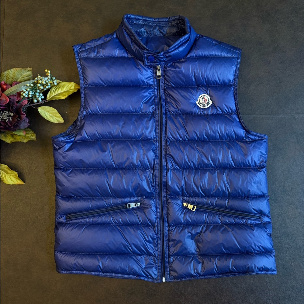 MONCLER Men’s Gui Packable Down Vest in Blue; Size: 2 (With CoA) - Picture 4 of 15